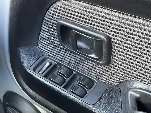 ダイハツ,ネイキッド,F,電動格納ミラー、カーオーディオ,2003年式