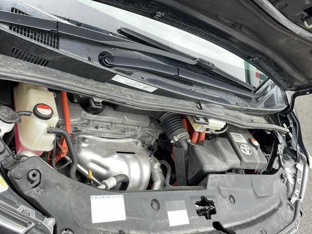 トヨタ アルファードハイブリット エグゼクティブ ラウンジ 新潟県 2015(平27)年 13.8万km ブラック ４WD/フリップダウンモニター/モデリスタエアロ/JBLプレミアムサウンドシステム/パノラミックビューモニター/本革シート/エグゼクティブラウンジシート/レーダークルーズコントロール/プリクラッシュセーフティ/オートマチックハイビーム/クリアランスソナー/横滑り防止装置/両側パワースライドドア/パワーバックドア/オートブレーキホールド/AC100V1500Wアクセサリーコンセント/ETC2.0/ドライブレコーダー/純正ナビ/（CD/DVD/Blu-rayDisc/フルセグ/USB/Bluetooth）/LEDヘッドランプ/純正17インチアルミホイール