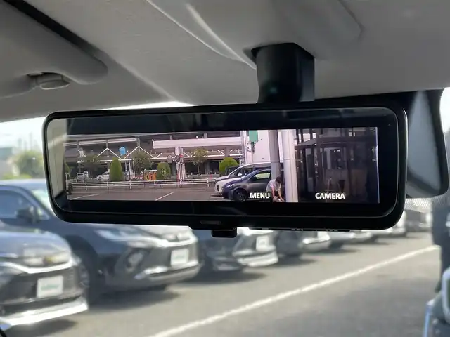 三菱 デリカミニ T プレミアム 東京都 2025(令7)年 0.1千km アイボリーⅡ 登録未使用車/三菱e-Assist/9型ディスプレイオーディオ/Apple CarPlay　Android Auto Bluetooth/・衝突被害軽減ブレーキシステム（歩行者検知付き）/・踏み間違い衝突防止アシスト/・標識認識システム/・先行車発進通知/・車線逸脱警報システム&車線逸脱防止支援機能/・ふらつき警報/・前方衝突予測警報/マイプロパイロット/両側パワースライドドア/ハンズフリーオートスライドドア/全方位カメラ/デジタルインナーミラー/レーダークルーズコントロール/LEDオートライト/前席シートヒーター/純正15インチアルミホイール/ルーフレール/パドルシフト/プッシュスタート/ビルトインETC