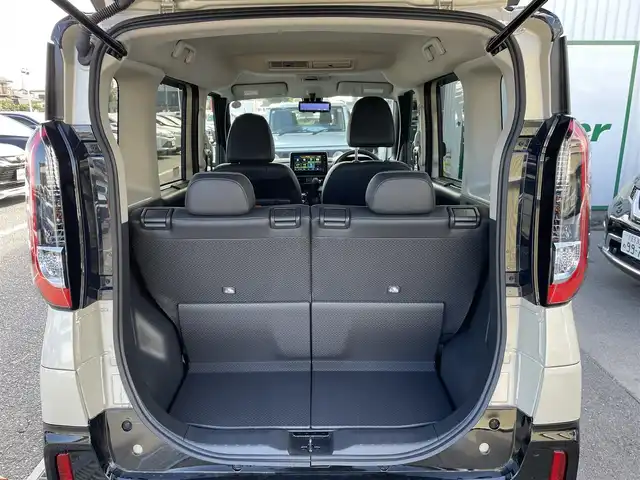 三菱 デリカミニ T プレミアム 東京都 2025(令7)年 0.1千km アイボリーⅡ 登録未使用車/三菱e-Assist/9型ディスプレイオーディオ/Apple CarPlay　Android Auto Bluetooth/・衝突被害軽減ブレーキシステム（歩行者検知付き）/・踏み間違い衝突防止アシスト/・標識認識システム/・先行車発進通知/・車線逸脱警報システム&車線逸脱防止支援機能/・ふらつき警報/・前方衝突予測警報/マイプロパイロット/両側パワースライドドア/ハンズフリーオートスライドドア/全方位カメラ/デジタルインナーミラー/レーダークルーズコントロール/LEDオートライト/前席シートヒーター/純正15インチアルミホイール/ルーフレール/パドルシフト/プッシュスタート/ビルトインETC