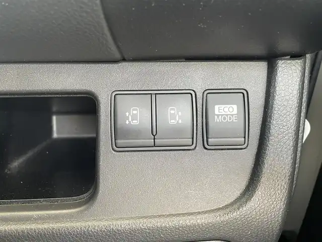 日産 セレナ ハイウェイS G Sハイブリッド 茨城県 2013(平25)年 8.8万km ブリリアントホワイトパール (株)IDOMが運営する【じしゃロン水戸店】の自社ローン専用車両になりますこちらは現金またはオートローンご利用時の価格です。自社ローンご希望の方は別途その旨お申付け下さい/純正SDナビ/-CD DVD フルセグTV　BT-/バックカメラ/両側パワースライドドア/ETC/HIDヘッドランプ/クルーズコントロール