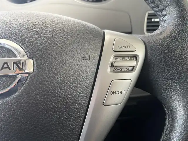 日産 セレナ ハイウェイS G Sハイブリッド 茨城県 2013(平25)年 8.8万km ブリリアントホワイトパール (株)IDOMが運営する【じしゃロン水戸店】の自社ローン専用車両になりますこちらは現金またはオートローンご利用時の価格です。自社ローンご希望の方は別途その旨お申付け下さい/純正SDナビ/-CD DVD フルセグTV　BT-/バックカメラ/両側パワースライドドア/ETC/HIDヘッドランプ/クルーズコントロール
