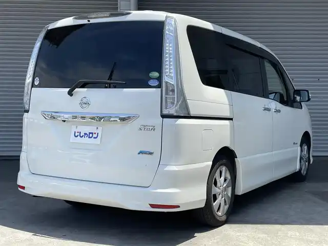 日産 セレナ ハイウェイS G Sハイブリッド 茨城県 2013(平25)年 8.8万km ブリリアントホワイトパール (株)IDOMが運営する【じしゃロン水戸店】の自社ローン専用車両になりますこちらは現金またはオートローンご利用時の価格です。自社ローンご希望の方は別途その旨お申付け下さい/純正SDナビ/-CD DVD フルセグTV　BT-/バックカメラ/両側パワースライドドア/ETC/HIDヘッドランプ/クルーズコントロール