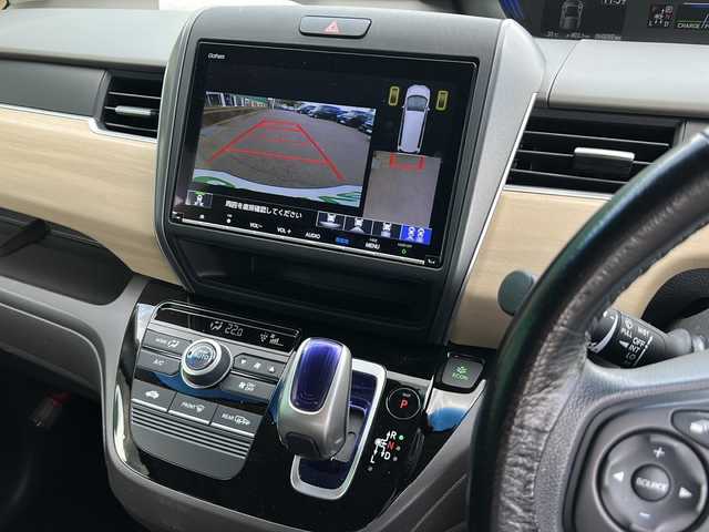 ホンダ フリード ハイブリット G 茨城県 2019(平31)年 6.1万km プレミアムスパークルブラックパール 禁煙車/純正ナビゲーション/CD/DVD/Bluetooth/フルセグTV/バックカメラ/両側パワースライドドア/フルフラットシート/カーテンエアバッグ、サイドエアバッグ/USB/レーンキープアシスト/オートライト/衝突被害軽減システム/クルーズコントロール