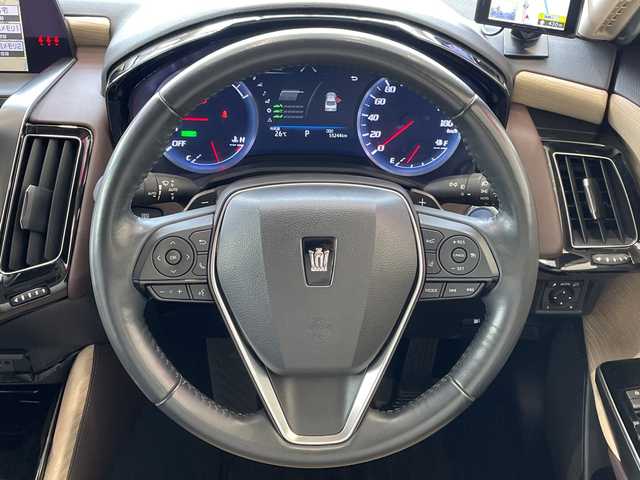 トヨタ クラウン ハイブリッド S Cパッケージ 宮城県 2019(平31)年 5.6万km ホワイトパールクリスタルシャイン セーフティセンス/純正メーカーナビ/ CD/DVD/BT/フルセグ/USB/バックカメラ/サンルーフ/シートヒーター/レーダークルーズコントロール/レーンキープアシスト/パドルシフト/パワーシート/純正17インチアルミホイール/コーナーセンサー/オートブレーキホールド/ETC/スマートキー/禁煙車