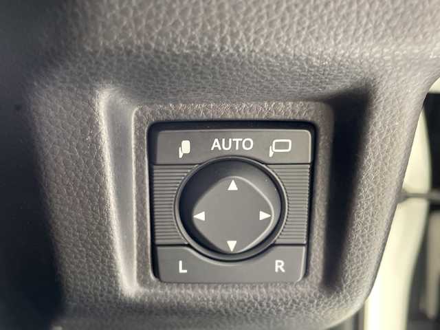 トヨタ クラウン ハイブリッド S Cパッケージ 宮城県 2019(平31)年 5.6万km ホワイトパールクリスタルシャイン セーフティセンス/純正メーカーナビ/ CD/DVD/BT/フルセグ/USB/バックカメラ/サンルーフ/シートヒーター/レーダークルーズコントロール/レーンキープアシスト/パドルシフト/パワーシート/純正17インチアルミホイール/コーナーセンサー/オートブレーキホールド/ETC/スマートキー/禁煙車