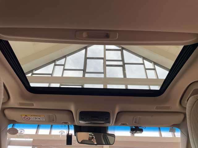 トヨタ クラウン ハイブリッド S Cパッケージ 宮城県 2019(平31)年 5.6万km ホワイトパールクリスタルシャイン セーフティセンス/純正メーカーナビ/ CD/DVD/BT/フルセグ/USB/バックカメラ/サンルーフ/シートヒーター/レーダークルーズコントロール/レーンキープアシスト/パドルシフト/パワーシート/純正17インチアルミホイール/コーナーセンサー/オートブレーキホールド/ETC/スマートキー/禁煙車