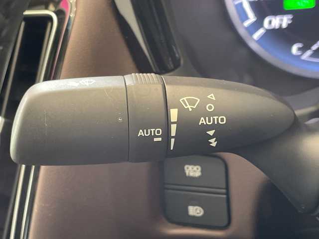 トヨタ クラウン ハイブリッド S Cパッケージ 宮城県 2019(平31)年 5.6万km ホワイトパールクリスタルシャイン セーフティセンス/純正メーカーナビ/ CD/DVD/BT/フルセグ/USB/バックカメラ/サンルーフ/シートヒーター/レーダークルーズコントロール/レーンキープアシスト/パドルシフト/パワーシート/純正17インチアルミホイール/コーナーセンサー/オートブレーキホールド/ETC/スマートキー/禁煙車