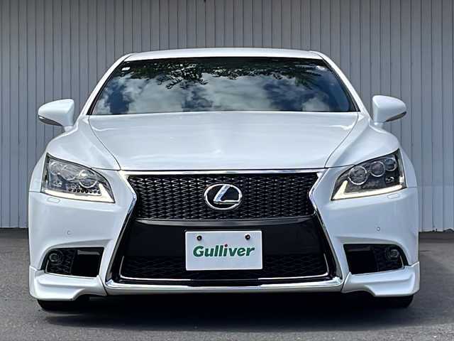 レクサス ＬＳ 460 Fスポーツ 長野県 2012(平24)年 6.9万km ホワイトノーヴァガラスフレーク レザーシート/マークレビンソン/純正HDDナビ/・CD/Bluetooth/HDD/フルセグ/バックカメラ/ETC/デジタルインナーミラー/前後ドライブレコーダー/エアサスコントローラー(ASR681)/クルーズコントロール/ハンドルヒーター/シートヒーター/エアシート/パワーシート/純正19インチAW/純正フロアマット/前後コーナーセンサー/LEDオートライト/プッシュスタート/スマートキー/取扱説明書