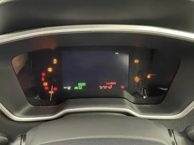トヨタ カローラ クロス ハイブリッド Z 茨城県 2022(令4)年 3万km プラチナホワイトパールマイカ 純正DA/ナビキット/バックカメラ/フルセグ/衝突被害軽減ブレーキ/車線逸脱抑制装置/レーダークルーズコントロール/オートマチックハイビーム/クリアランスソナー/BSM/ETC/ドラレコ/シートヒーター/純正18インチAW/LEDヘッドライト/スマートキー