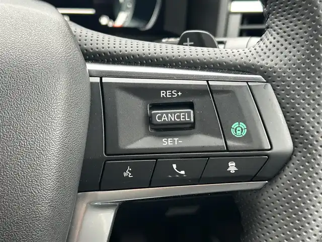 三菱 アウトランダー ＰＨＥＶ P 茨城県 2023(令5)年 0.1万km グラファイトグレーメタリック/ブラックマイカ BOSEサウンド/メーカーOP純正ナビ/・フルセグTV/・Bluetooth接続/・IPad/AppleCarPayプレイヤー接続/360度全方位カメラ/本革・ハーフレザーシート/レーダークルーズコントロール/ハンドルヒーター/全席シートヒーター/100V電源/USB入力端子/純正アルミホイール/ドライビングポジション/4WD/LEDオートライト/コーナーセンサー/パーキングアシスト/ステアリングスイッチ/電動リアゲート