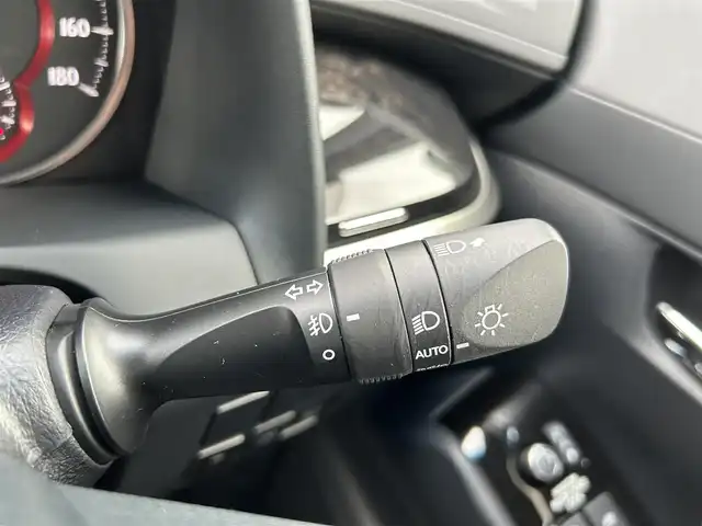 トヨタ アルファード S タイプゴールドⅡ 熊本県 2021(令3)年 2.1万km ホワイトパールクリスタルシャイン 純正ディスプレイオーディオ/・ナビキット/・フルセグTV/・AM/FM/USB/Bluetooth/・Miracast/・T-Connect/Smart DeviceLink/トヨタセーフティーセンス/・レーントレーシングアシスト/・クリアランスソナー/・パーキングサポートブレーキ/・プリクラッシュセーフティー/・ブラインドスポットモニター/・リアクロストラフィックアラート/・ロードサインアシスト/ビルトインETC2.0/ドライブレコーダー（前方）/ツインムーンルーフ/純正後席モニター/オットマン/ボタン式サイドブレーキ/ホールドブレーキ/デジタルインナーミラー/ステアリングスイッチ/革巻きステアリング/ウィンカーミラー/電動格納ミラー/ナノイー/MODELLISTAエアロパーツ/テレビキャンセラー/PWR DOOR OFFスイッチ/フォグランプ/ECOモード/純正フロアマット