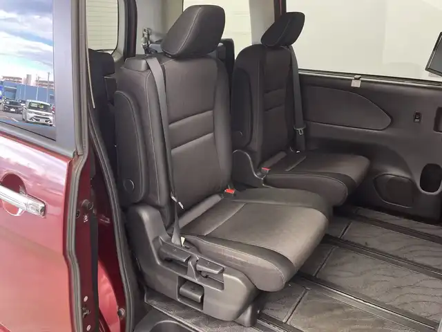 日産 セレナ e－パワー ハイウェイスター V 新潟県 2018(平30)年 5.2万km マルーンレッド プロパイロット/純正SDナビ(型式:MM3180-L)/フリップダウンモニター/両側パワースライドドア/オートライト/ウォークスルー/ステアリングヒーター/シートヒーター/アラウンドビューモニター/パーキングアシスト/本革巻きステアリング