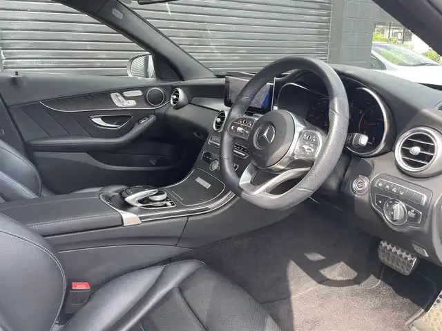 メルセデス・ベンツ Ｃ２２０ｄ ローレウスエディション 三重県 2019(令1)年 4.4万km ダイヤモンドホワイト ACC/レーダーセーフティーパッケージ/ヘッドアップディスプレイ/純正ナビ/フルセグTV/バックカメラ /レザーシート/メモリー付パワーシート/シートヒーター/パワーバックドア/純正ドラレコ/ワイヤレスチャージ/純正18インチアルミ/マルチビームLED/ダイヤモンドホワイト
