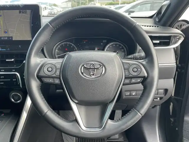トヨタ ハリアー Z レザーパッケージ 宮崎県 2020(令2)年 2.9万km プレシャスブラックパール ワンオーナー/純正ナビ/(AM.FM.Bluetooth.USB)/フルセグTV/アラウンドビューカメラ/モデリスタフルエアロ/ドライブレコーダー/デジタルインナーミラー/パワーシート/ビルドインETC/ハンドルヒーター/電動リアゲート/エアシート/シートヒーター/レーダークルーズコントロール/レーンキープアシスト/横滑り防止機能/衝突軽減ブレーキ/パワーウィンドウ/スマートキー/スペアキー