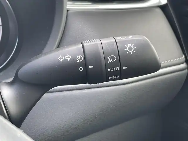 トヨタ ハリアー Z レザーパッケージ 宮崎県 2020(令2)年 2.9万km プレシャスブラックパール ワンオーナー/純正ナビ/(AM.FM.Bluetooth.USB)/フルセグTV/アラウンドビューカメラ/モデリスタフルエアロ/ドライブレコーダー/デジタルインナーミラー/パワーシート/ビルドインETC/ハンドルヒーター/電動リアゲート/エアシート/シートヒーター/レーダークルーズコントロール/レーンキープアシスト/横滑り防止機能/衝突軽減ブレーキ/パワーウィンドウ/スマートキー/スペアキー