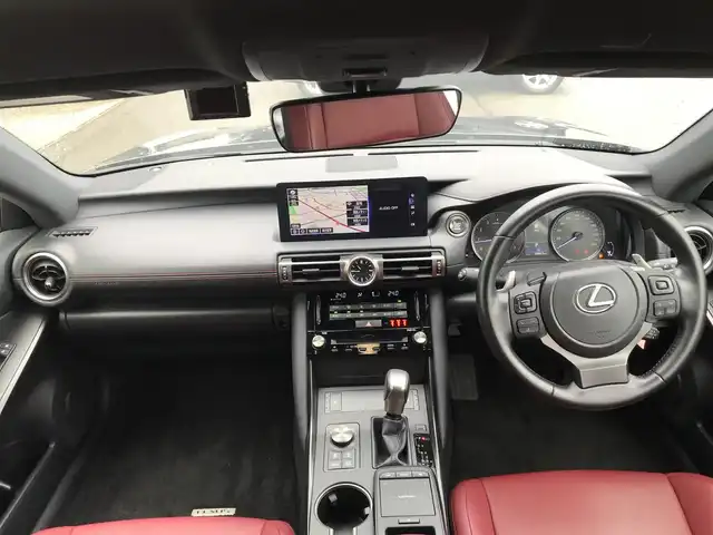レクサス ＩＳ 300 富山県 2021(令3)年 5万km ソニッククロム 純正ナビ/フルセグTV/全周囲カメラ/Bluetooth/ドライブレコーダー/プリクラッシュセーフティ/コーナーセンサー/レーンキープアシスト/レーダークルーズコントロール/レザーシート/パワーシート/シートヒーター/LEDヘッドライト/オートライト/オートハイビーム/プッシュスタート/スマートキー/革巻きステアリング/ステアリングスイッチ/ETC2.0