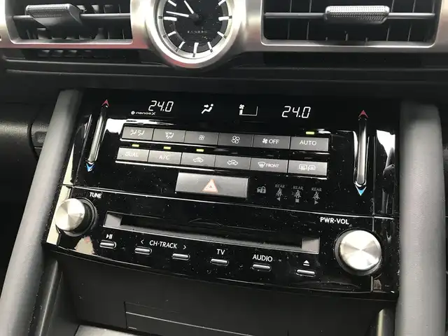 レクサス ＩＳ 300 富山県 2021(令3)年 5万km ソニッククロム 純正ナビ/フルセグTV/全周囲カメラ/Bluetooth/ドライブレコーダー/プリクラッシュセーフティ/コーナーセンサー/レーンキープアシスト/レーダークルーズコントロール/レザーシート/パワーシート/シートヒーター/LEDヘッドライト/オートライト/オートハイビーム/プッシュスタート/スマートキー/革巻きステアリング/ステアリングスイッチ/ETC2.0
