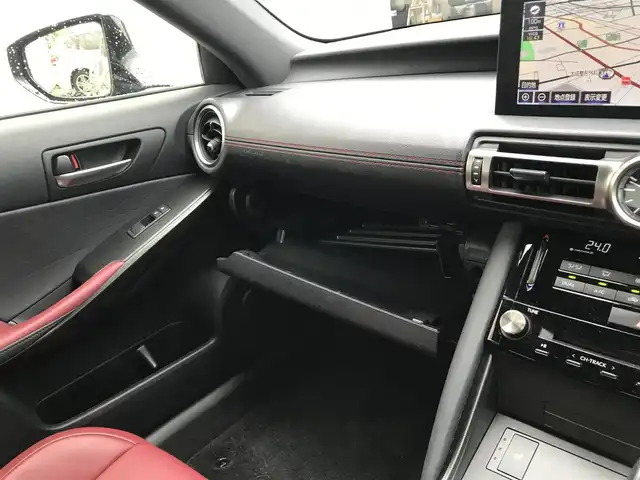 レクサス ＩＳ 300 富山県 2021(令3)年 5万km ソニッククロム 純正ナビ/フルセグTV/全周囲カメラ/Bluetooth/ドライブレコーダー/プリクラッシュセーフティ/コーナーセンサー/レーンキープアシスト/レーダークルーズコントロール/レザーシート/パワーシート/シートヒーター/LEDヘッドライト/オートライト/オートハイビーム/プッシュスタート/スマートキー/革巻きステアリング/ステアリングスイッチ/ETC2.0