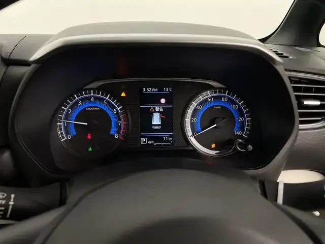 三菱 デリカミニ T プレミアム 新潟県 2025(令7)年 0.1千km ナチュラルアイボリーメタリック 【DNクレーム無効】/【登録済未使用車】/純正9型ディスプレイオーディオ/　ＢＴ＆ＨＤＭＩ/アラウンドビューモニター/デジタルインナーミラー/両側パワースライドドア/マイパイロット/純正１５アルミ/パドルシフト/スマートキー/スペアキー/ＬＥＤ/サイドデカール/保証書＆整備手帳＆取説