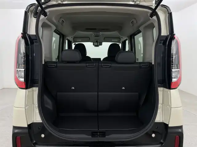 三菱 デリカミニ T プレミアム 新潟県 2025(令7)年 0.1千km ナチュラルアイボリーメタリック 【DNクレーム無効】/【登録済未使用車】/純正9型ディスプレイオーディオ/　ＢＴ＆ＨＤＭＩ/アラウンドビューモニター/デジタルインナーミラー/両側パワースライドドア/マイパイロット/純正１５アルミ/パドルシフト/スマートキー/スペアキー/ＬＥＤ/サイドデカール/保証書＆整備手帳＆取説