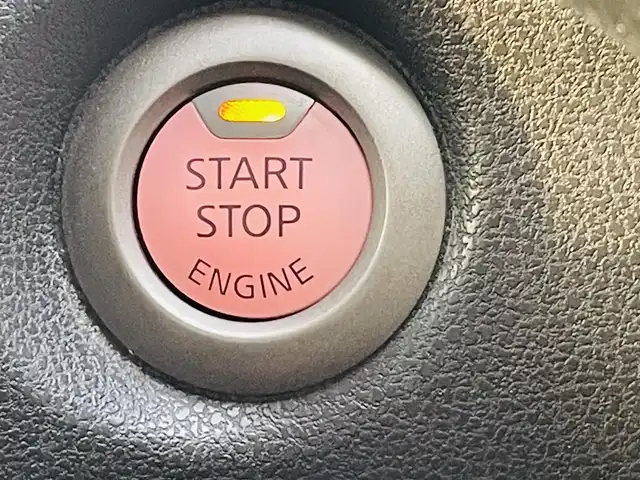 日産 ノート X エマージェンシーブレーキ 熊本県 2014(平26)年 3.6万km ダークメタルグレー 純正ナビ/AM/FM/CD/DVD/USB/Ipod/Bt/AUX/・DTV/・バックカメラ/エマージェンシーブレーキ/電動格納ミラー/ヘッドライトレベライザー/スマートキー/純正フロアマット/純正ドアバイザー