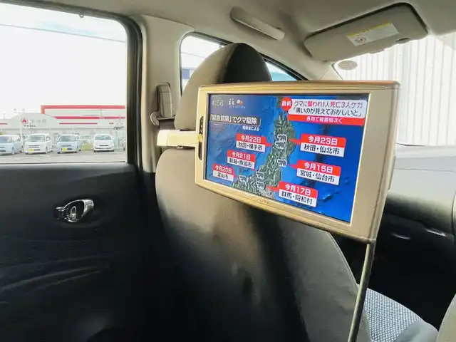 日産 ノート X エマージェンシーブレーキ 熊本県 2014(平26)年 3.6万km ダークメタルグレー 純正ナビ/AM/FM/CD/DVD/USB/Ipod/Bt/AUX/・DTV/・バックカメラ/エマージェンシーブレーキ/電動格納ミラー/ヘッドライトレベライザー/スマートキー/純正フロアマット/純正ドアバイザー