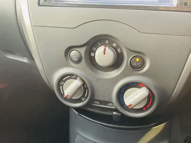 日産 ノート X エマージェンシーブレーキ 熊本県 2014(平26)年 3.6万km ダークメタルグレー 純正ナビ/AM/FM/CD/DVD/USB/Ipod/Bt/AUX/・DTV/・バックカメラ/エマージェンシーブレーキ/電動格納ミラー/ヘッドライトレベライザー/スマートキー/純正フロアマット/純正ドアバイザー