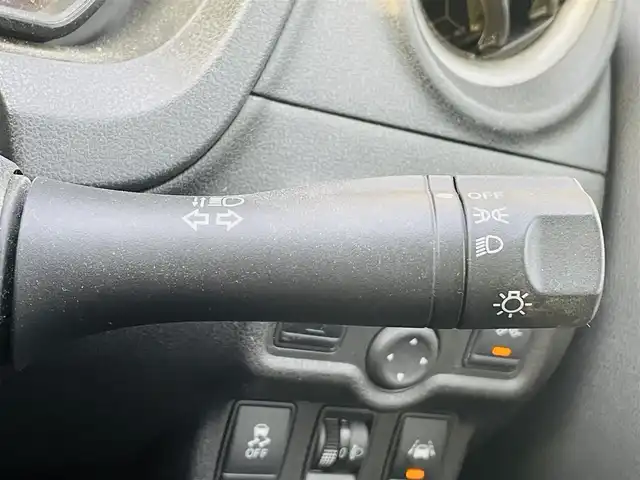 日産 ノート X エマージェンシーブレーキ 熊本県 2014(平26)年 3.6万km ダークメタルグレー 純正ナビ/AM/FM/CD/DVD/USB/Ipod/Bt/AUX/・DTV/・バックカメラ/エマージェンシーブレーキ/電動格納ミラー/ヘッドライトレベライザー/スマートキー/純正フロアマット/純正ドアバイザー