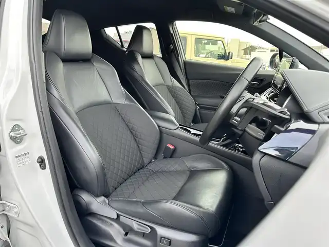 トヨタ Ｃ－ＨＲ G モード ネロセーフティプラスⅡ 島根県 2022(令4)年 11.1万km ホワイト 登録時走行距離　110492km/ワンオーナー/取扱説明書/保証書/純正ディスプレイオーディオ/・AppleCarPlay・AndroidAuto/フルセグテレビ/レーダークルーズコントロール/アラウンドビューモニター/モデリスタ　フルエアロ/ブラインドスポットモニター/電動パーキング/ブレーキホールド/コーナーセンサー/ハーフレザー/シートヒーター（DN席）/純正フロアマット/フォグランプ/プリクラッシュセーフティシステム/レーントレーシングアシスト/ロードサインアシスト/ETC