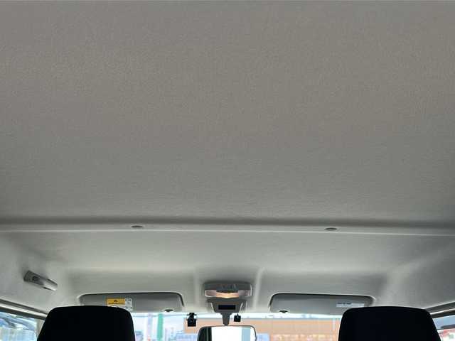 スズキ ジムニー シエラ JL 秋田県 2021(令3)年 5万km シフォンアイボリーM 4WD/社外メモリナビ/Bluetooth、CD/DVD、フルセグTV/バックカメラ/ETC/前席シートヒーター/純正15インチAW/保証書、取説