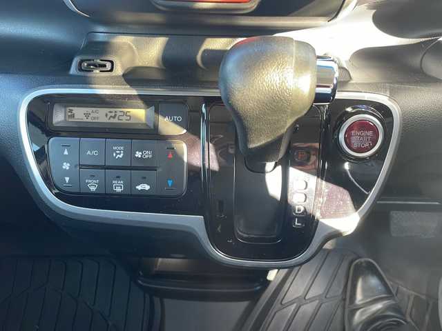 ホンダ Ｎ ＢＯＸ カスタム G Lパッケージ 神奈川県 2016(平28)年 7.3万km スマートブラック (株)IDOMが運営する【じしゃロン秦野店】の自社ローン専用車両になります。こちらは現金またはオートローンご利用時の価格です。自社ローンご希望の方は別途その旨お申付け下さい/・メモリナビ/・フルセグテレビ/・バックカメラ/・片側パワースライドドア/・ETC/・DVD再生機能/・Bluetooth接続