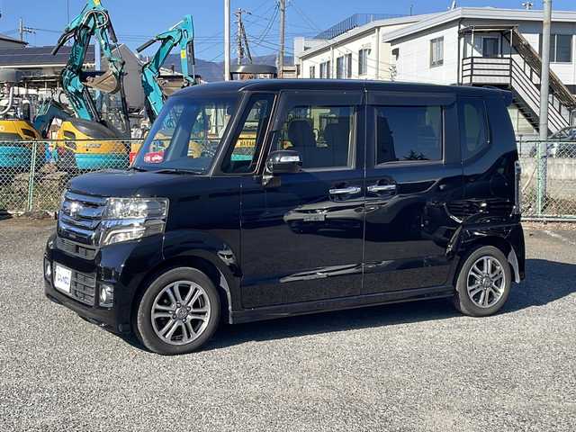 ホンダ Ｎ ＢＯＸ カスタム G Lパッケージ 神奈川県 2016(平28)年 7.3万km スマートブラック (株)IDOMが運営する【じしゃロン秦野店】の自社ローン専用車両になります。こちらは現金またはオートローンご利用時の価格です。自社ローンご希望の方は別途その旨お申付け下さい/・メモリナビ/・フルセグテレビ/・バックカメラ/・片側パワースライドドア/・ETC/・DVD再生機能/・Bluetooth接続