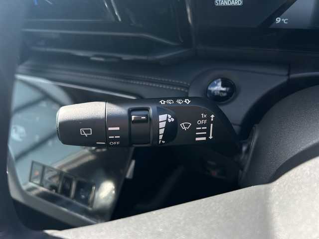 日産 セレナ e－パワー ハイウェイスター V 岐阜県 2025(令7)年 0.1千km プリズムホワイト 登録時走行距離6km/アラウンドビューモニター（移動物 検知機能付）/純正12インチナビ/統合型インターフェースディスプレイ/ワイヤレス充電器/NissanConnectナビゲーションシステム/車載通信ユニット（TCU［Telematics Control Unit］）/ETC2.0ユニット（ビルトインタイプ）/SOSコール/後席モニター/フルセグＴＶ/両側パワースライドドア/バックカメラ/プロパイロット/デジタルインナーミラー/ブラインドスポットモニター/コーナーセンサー/LEDヘッドライト/オートライト/フロントフォグランプ/オートマチックハイビーム/アイドリングストップ