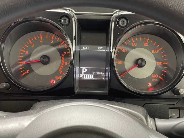 スズキ ジムニー XL 沖縄県 2021(令3)年 2.2万km シフォンアイボリーM 社外9インチナビ(MDV-M908HDL)/フルセグＴＶ　ＢＴ　ＤＶＤ　ＣＤ/バックカメラ/ＥＴＣ/シートカバー/プッシュスタート　/スマートキー/ダウンヒルアシスト/オートライト/社外ホイール（純正スチールホイール4本有り）/社外オーバーフェンダー/社外ステップバー/社外給油口カバー/社外牽引フック/社外スペアタイヤブラケット（純正パーツ有り）/保証書