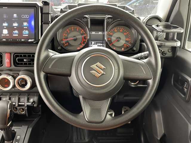 スズキ ジムニー XL 沖縄県 2021(令3)年 2.2万km シフォンアイボリーM 社外9インチナビ(MDV-M908HDL)/フルセグＴＶ　ＢＴ　ＤＶＤ　ＣＤ/バックカメラ/ＥＴＣ/シートカバー/プッシュスタート　/スマートキー/ダウンヒルアシスト/オートライト/社外ホイール（純正スチールホイール4本有り）/社外オーバーフェンダー/社外ステップバー/社外給油口カバー/社外牽引フック/社外スペアタイヤブラケット（純正パーツ有り）/保証書