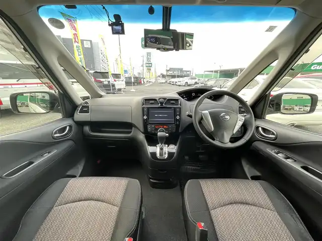 日産 セレナ HWS S HV Vセレ +Sefty Aセーフ 千葉県 2014(平26)年 5.7万km ブリリアントホワイトパール IMPUL仕様車/IMPULエアロ(F/S/R)/IMPULマフラー/IMPUL18インチアルミホイール/エマージェンシーブレーキ/車線逸脱警報/純正8インチSDナビ【MM514D-L】/・CD/DVD/MSV/Bluetooth/フルセグ/純正フリップダウンモニター/アラウンドビューカメラ/両後パワースライドドア/クルーズコントロール/インテリジェントキー/純正LEDヘッドライト/フォグランプ/社外前後ドライブレコーダー/ETC/前後コーナーセンサー/本革巻きステアリング/新車時保証書