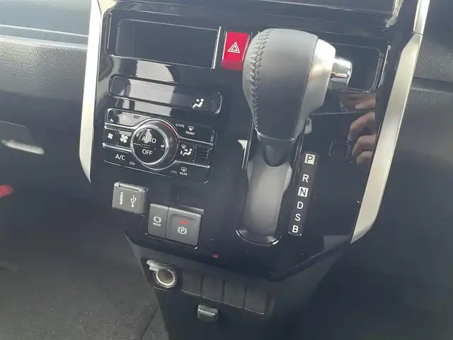 スバル ジャスティ 群馬県 2025(令7)年 0.1千km ファイアークォーツレッドM スマートアシスト/・衝突軽減ブレーキ/・衝突警報/・ブレーキ制御/・路側遺脱警報/・ふらつき警報/・ACC/・先行車発進お知らせ/・車線逸脱警報/・標識認識/・アダプティブドライビングビーム/・サイドビューランプ/・コーナーセンサー/純正ディスプレイオーディオ/（BT/USB/HDMI/）/フルセグTV/バックカメラ/両側パワースライドドア/プッシュスタート/ステリモ/アイドリングストップ/LEDヘッドライト