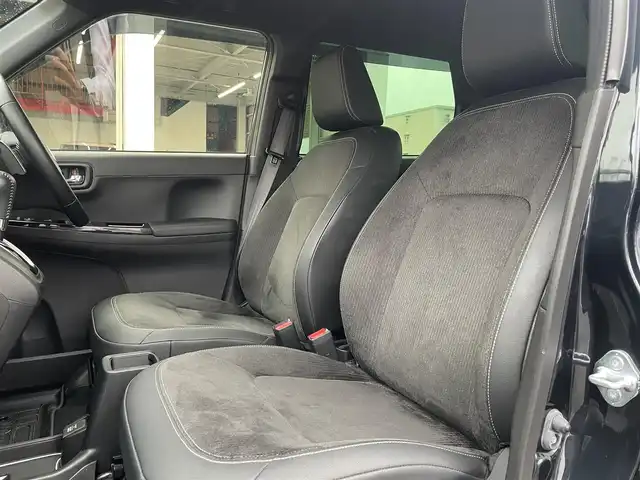 ホンダ Ｎ ＯＮＥ プレミアム ツアラー 千葉県 2023(令5)年 0.9万km ブレーズピーコックマイカ 純正ナビ(CD/DVD/フルセグTV/BT)/15インチ純正アルミホイール/ハーフレザーシート/オートクルーズ/パドルシフト/前席シートヒーター/ステアリングスイッチ/プッシュスタート/オートライト/ブレーキホールド機能/横滑り防止機能/パーキングソナー/車線逸脱防止機能/衝突軽減ブレーキ機能/フロントライトレベライザー/電動格納ミラー/ウィンカーミラー/エコ走行モード/ビルドインETC2.0/取説/ナビ説明書/スペアキー