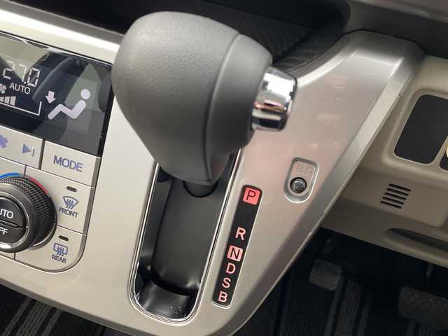 ダイハツ キャスト スタイル G SAⅢ 岐阜県 2022(令4)年 1.6万km プラムブラウンクリスタルマイカ 純正メモリナビ/CD/DVD/Bluetooth/SD/ワンセグTV/バックモニター/スマートアシストIII/衝突回避支援ブレーキ機能/車線逸脱警報機能/オートハイビーム/コーナーセンサー/D assist/ステアリングリモコン/革巻きステアリング/オートエアコン/電動格納ミラー/オートリトラミラー/オートLEDヘッドライト/ヘッドライトレベライザー/スマートキー/プッシュスタート/純正フロアマット/純正ドアバイザー/純正15インチアルミホイール