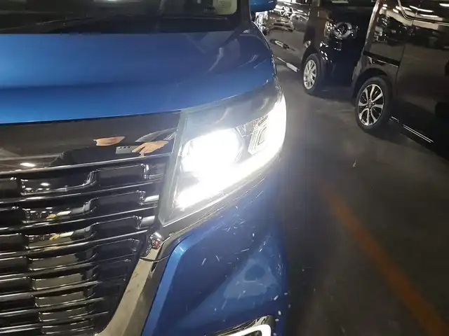 スズキ スペーシア カスタム HYBRID XS 長崎県 2021(令3)年 2.9万km ブリスクブルーM ケンウッドナビ/フルセグTV/両側パワースライドドア/バックカメラ/前後ドライブレコーダー/アダプティブクルーズコントロール/リアパーキングセンサー/セーフティサポート/・衝突被害軽減ブレーキ/・後退時ブレーキサポート/・車線逸脱警報/・前後誤発進抑制機能/・ハイビームアシスト/LEDヘッドランプ/革巻きステアリング/ステアリングスイッチ/ハーフレザーシート/運転席シートヒーター/純正15インチアルミホイール/スマートキー/プッシュエンジンスタート/禁煙車