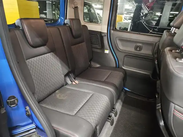 スズキ スペーシア カスタム HYBRID XS 長崎県 2021(令3)年 2.9万km ブリスクブルーM ケンウッドナビ/フルセグTV/両側パワースライドドア/バックカメラ/前後ドライブレコーダー/アダプティブクルーズコントロール/リアパーキングセンサー/セーフティサポート/・衝突被害軽減ブレーキ/・後退時ブレーキサポート/・車線逸脱警報/・前後誤発進抑制機能/・ハイビームアシスト/LEDヘッドランプ/革巻きステアリング/ステアリングスイッチ/ハーフレザーシート/運転席シートヒーター/純正15インチアルミホイール/スマートキー/プッシュエンジンスタート/禁煙車