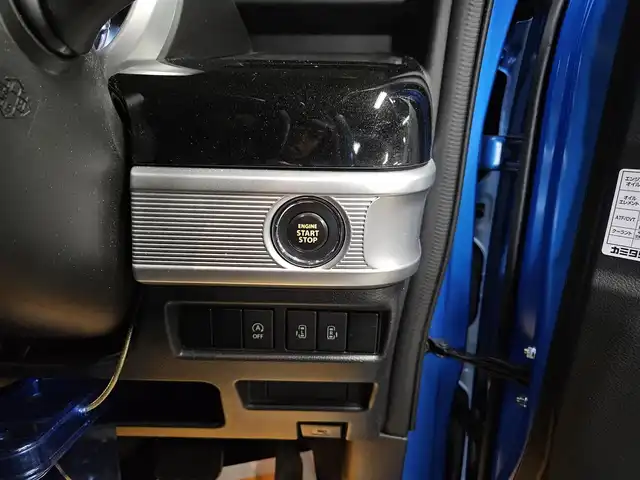 スズキ スペーシア カスタム HYBRID XS 長崎県 2021(令3)年 2.9万km ブリスクブルーM ケンウッドナビ/フルセグTV/両側パワースライドドア/バックカメラ/前後ドライブレコーダー/アダプティブクルーズコントロール/リアパーキングセンサー/セーフティサポート/・衝突被害軽減ブレーキ/・後退時ブレーキサポート/・車線逸脱警報/・前後誤発進抑制機能/・ハイビームアシスト/LEDヘッドランプ/革巻きステアリング/ステアリングスイッチ/ハーフレザーシート/運転席シートヒーター/純正15インチアルミホイール/スマートキー/プッシュエンジンスタート/禁煙車