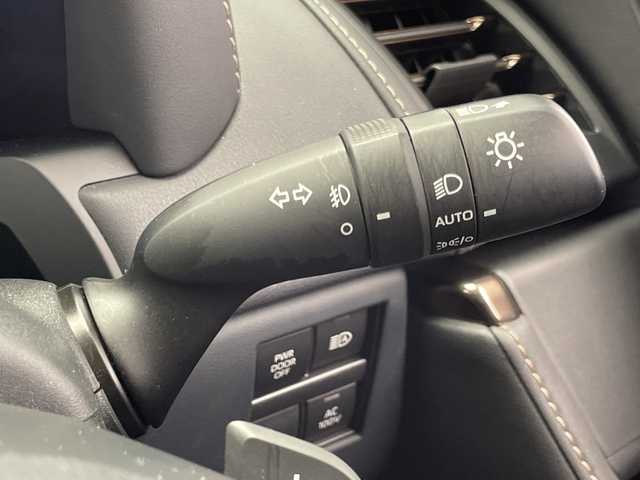 トヨタ ヴェルファイア ハイブリット Z プレミア 千葉県 2024(令6)年 2.5万km ブラック ユニバーサルステップ/衝突軽減ブレーキ/レーンキープアシスト/レーダークルーズコントロール/オートマチックハイビーム/全方位カメラ/純正メモリナビ/（フルセグ/Bluetooth/HDMI/FM/AM）/ETC/ドライブレコーダー（前後）/レザーシート/シートヒーター（運転席＋助手席）/エアシート（運転席＋助手席）/シートメモリー/アイドリングストップ/ブラインドスポットモニター/デジタルインナーミラー/ヘッドアップディスプレイ/LEDヘッドライト/フォグライト/電動格納ミラー/ロールサンシェード/パドルシフト