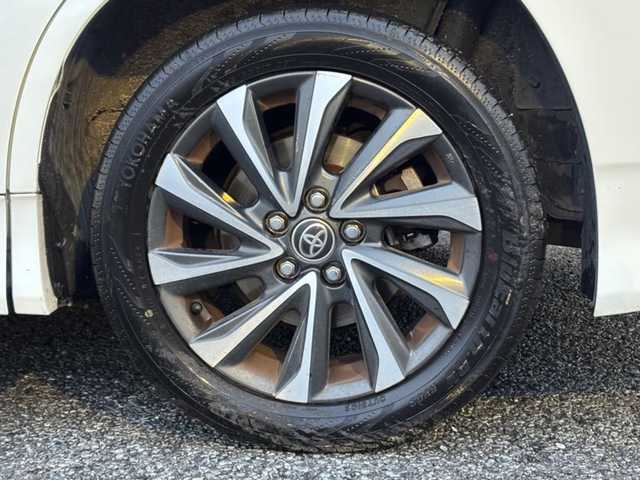 トヨタ ヴォクシー S－Z 茨城県 2022(令4)年 8.7万km ホワイトパールクリスタルシャイン ワンオーナー/ブラインドスポットモニター/ディスプレイオーディオプラス/・車載メモリーナビ/・DVD/CD/AM/FM/フルセグ/USB/HDMI/Miracast/バックカメラ/ETC2.0ユニット/ハンドルヒーター/セーフティセンス/・プリクラッシュセーフティ/・レーントレーシングアシスト/・レーンディパーチャーアラート/・レーダークルーズコントロール/・オートマチックハイビーム/・ロードサインアシスト/・ドライバー異常時対応システム/・プロアクティブドライビングアシスト/・発進遅れ告知機能/パーキングサポートブレーキ/前後ドライブレコーダー/シートヒーター/純正フロアマット/電動パーキングブレーキ/ブレーキホールド/スマートキー＆プッシュスタート/電動格納ミラー/純正17インチアルミホイール