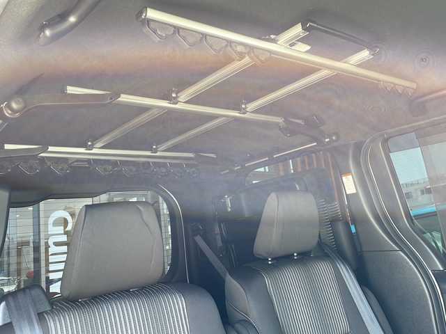 トヨタ ヴォクシー ZS 煌Ⅱ 沖縄県 2020(令2)年 6.7万km ホワイトパールクリスタルシャイン 純正ナビ・TV・Bluetooth・CD・DVD/フリップダウンモニター/両側パワースライドドア/バックカメラ/ETC/ドライブレコーダー/コーナーセンサー/オートライト/衝突軽減システム/レーンキープアシスト/電動格納ミラー/ステアリングスイッチ/リアロールサンシェード