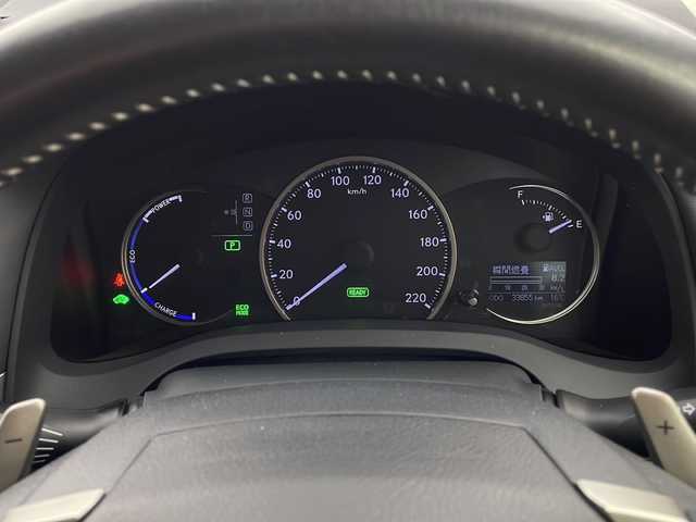 レクサス ＣＴ 200h バージョンC 栃木県 2017(平29)年 3.4万km ソニッククォーツ 純正7インチナビ/AM FM CD SD AUX BT フルセグTV/ETC2.0/レーダークルーズコントロール/前方ドライブレコーダー/侵入センサー/クリアランスソナー/パドルシフト/ステアリングスイッチ/オートライト/LEDヘッドライト/フォグランプ/電動格納ミラー/プッシュスタート/純正16インチアルミホイール/純正フロアマット/スマートキー