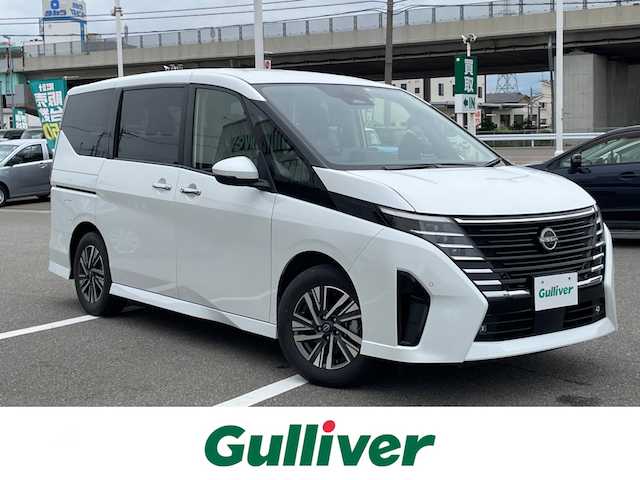 日産 セレナ ハイウェイスター V 石川県 2023(令5)年 2.7万km プリズムホワイト 純正9型メモリーナビ/純正CD/DVD/フルセグTV/バックカメラ/LEDヘッドライト/衝突軽減ブレーキ/プロパイロット/インテリキー/プッシュスタート/電動ミラー/両側パワースライド/純正アルミホイール/コーナーセンサー/オートライト/オートエアコン/保証書