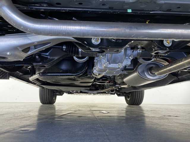 ホンダ ＺＲ－Ｖ ハイブリッド e:HEV Z 長野県 2024(令6)年 0.2万km ブルーグリーン 4WD/寒冷地仕様/純正ナビ/（フルセグ/Bluetooth/USB)/全方位モニター/ビルトインETC2.0/BOSEプレミアムサウンド/前方ドラレコ/前席パワーシート（D席メモリ付き）/前席シートヒーター/本革シート/衝突軽減ブレーキ/レーンキープアシスト/レーダークルーズコントロール/前後コーナーセンサー/ブラインドスポットモニター/踏み間違い防止/置くだけ充電/電子パーキング/革巻きステアリング/パワーバックドア/スマートキー/スペアキー