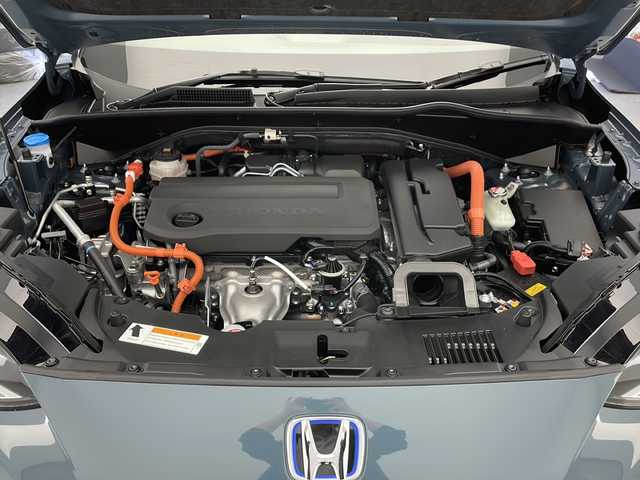 ホンダ ＺＲ－Ｖ ハイブリッド e:HEV Z 長野県 2024(令6)年 0.2万km ブルーグリーン 4WD/寒冷地仕様/純正ナビ/（フルセグ/Bluetooth/USB)/全方位モニター/ビルトインETC2.0/BOSEプレミアムサウンド/前方ドラレコ/前席パワーシート（D席メモリ付き）/前席シートヒーター/本革シート/衝突軽減ブレーキ/レーンキープアシスト/レーダークルーズコントロール/前後コーナーセンサー/ブラインドスポットモニター/踏み間違い防止/置くだけ充電/電子パーキング/革巻きステアリング/パワーバックドア/スマートキー/スペアキー